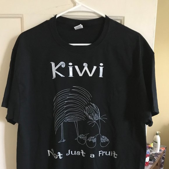 Other - Kiwi Bird T-Shirt